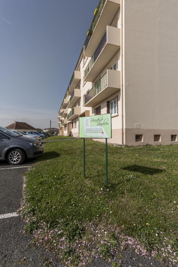 Lacolline-Ponthebert,Com - Appartement Entier Renove -Grand Parking Gratuit, Tout Equipe, Confortable, Netflix Et Amazon Prime Gratuits Et Illimites, Matelas Emma, Lave Linge, Vue Sur La Vallee, Rdc Kültér fotó